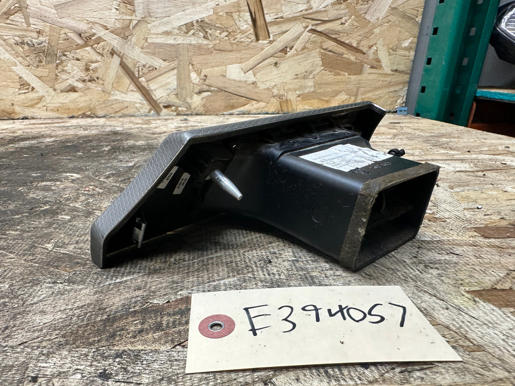 BMW 04-13 E92 E93 3 SERIES FRONT DRIVER SIDE DASH VENT ALUMINUM HEXAGON 9130459