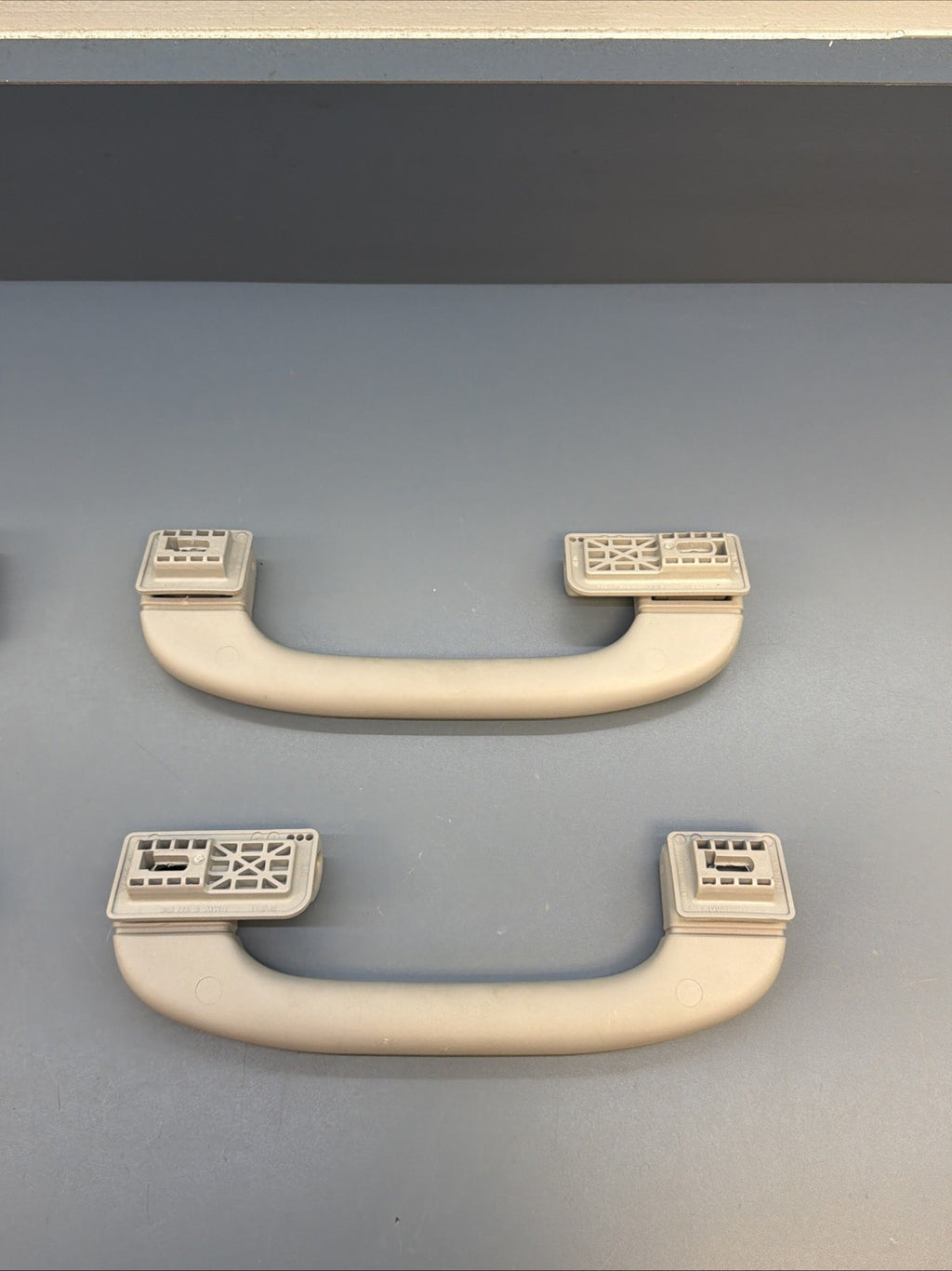 2007-2013 BMW X5 E70 Front Rear Left & Right Upper Roof Grab Handle Set 6977691