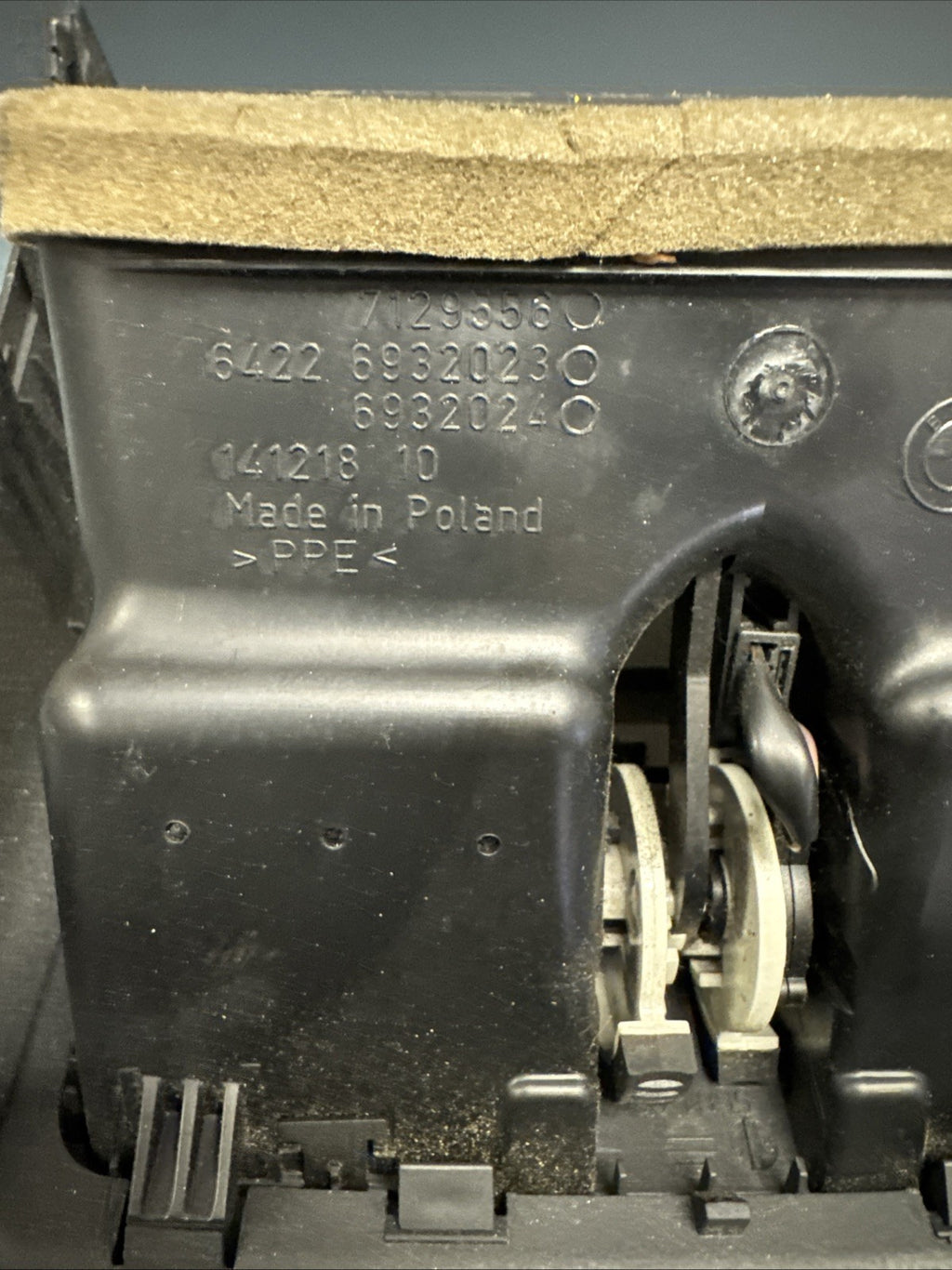 BMW E90 Rear Vents 328I 335I 330I 325I 2006-2011 7129556