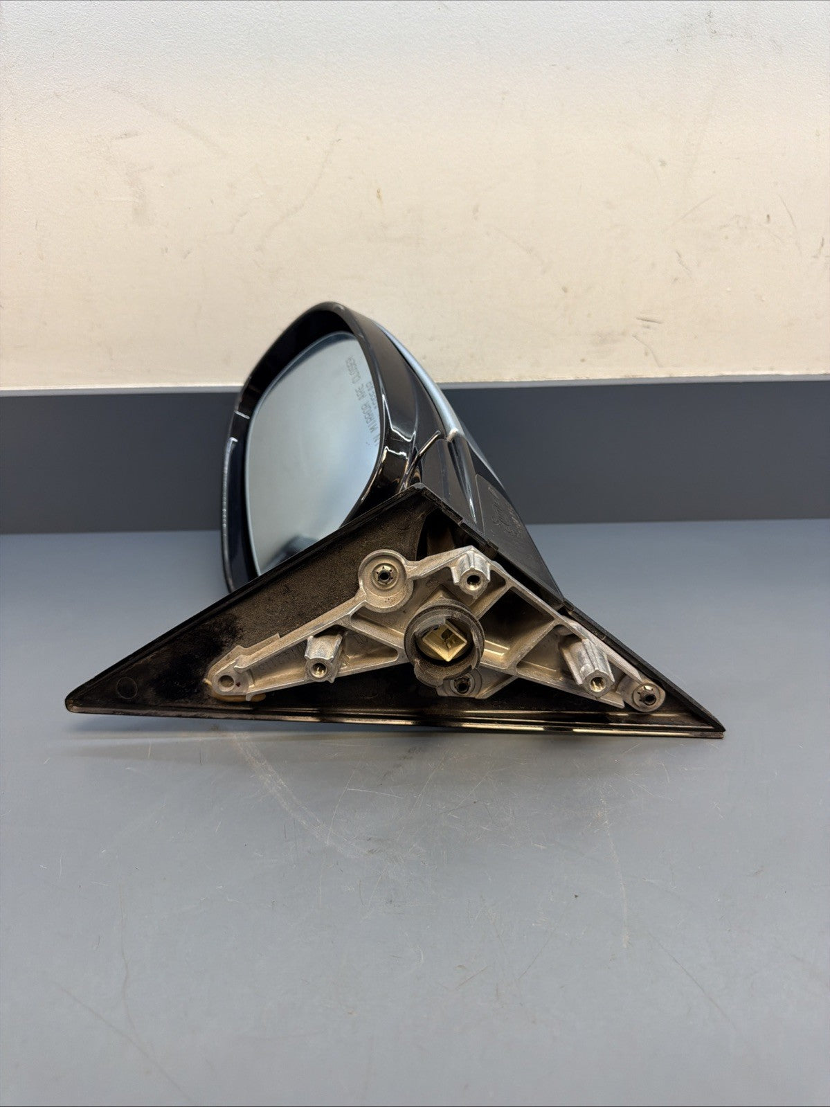 2009-2011 BMW E90 E91 3 Series Right Passenger Side Door Mirror 7182695