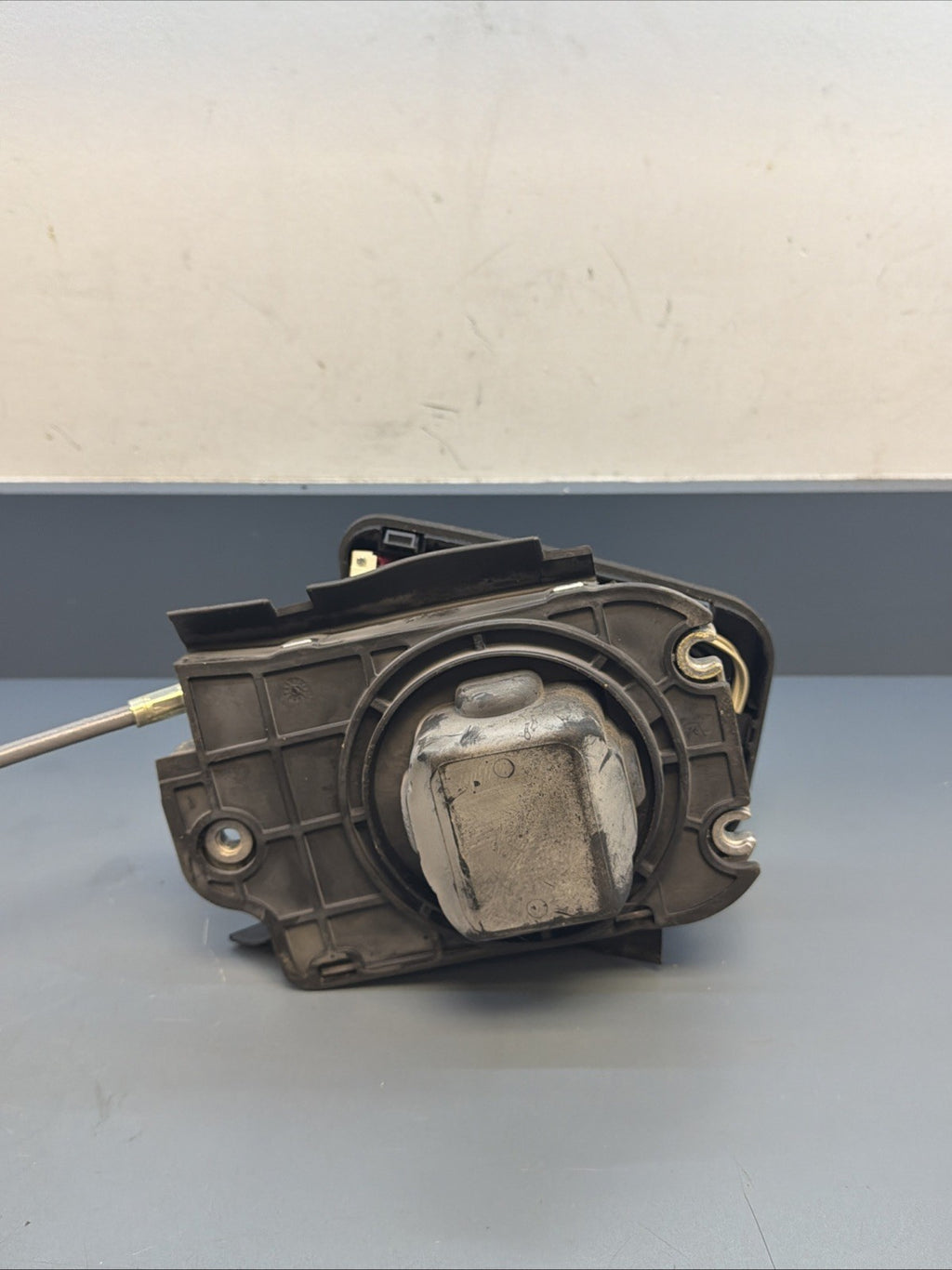 2000-2006 BMW 3 SERIES AUTOMATIC TRANSMISSION SHIFTER 1422277