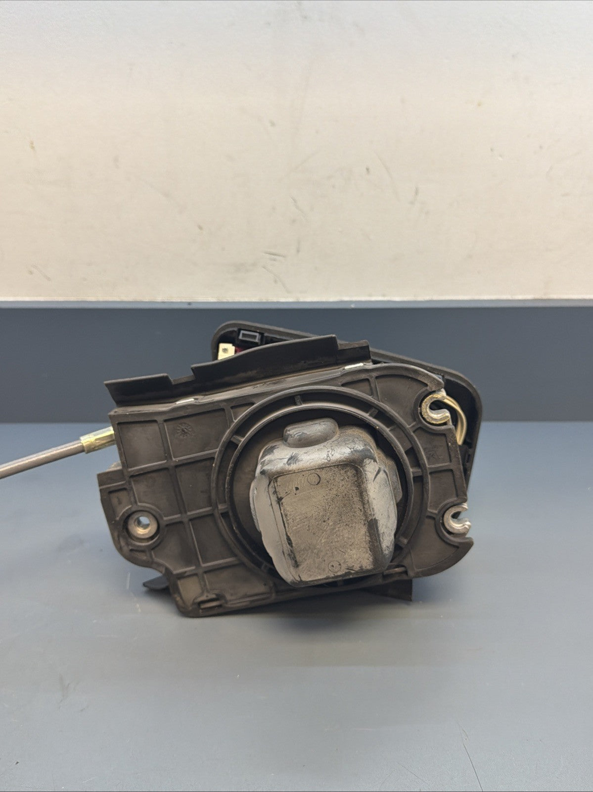 2000-2006 BMW 3 SERIES AUTOMATIC TRANSMISSION SHIFTER 1422277
