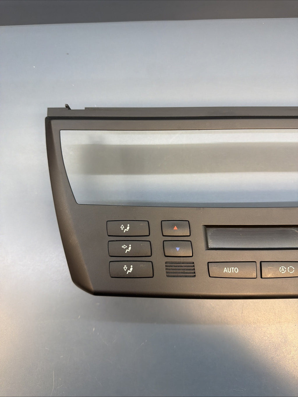 2004-10 BMW X3 E83 64113443981 Climate Control Trim Bezel Black OEM 3443981