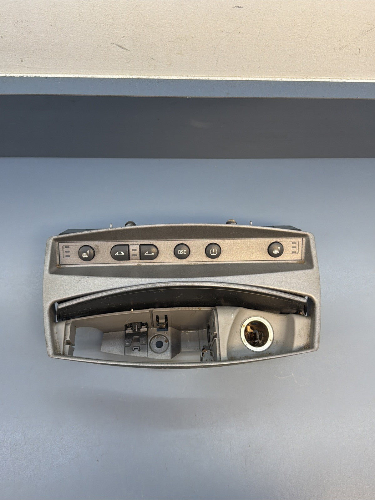 05-08 BMW E85 Z4 DASH CENTER CONSOLE ASH TRAY BUTTON SWITCH PANEL 7037227 OEM