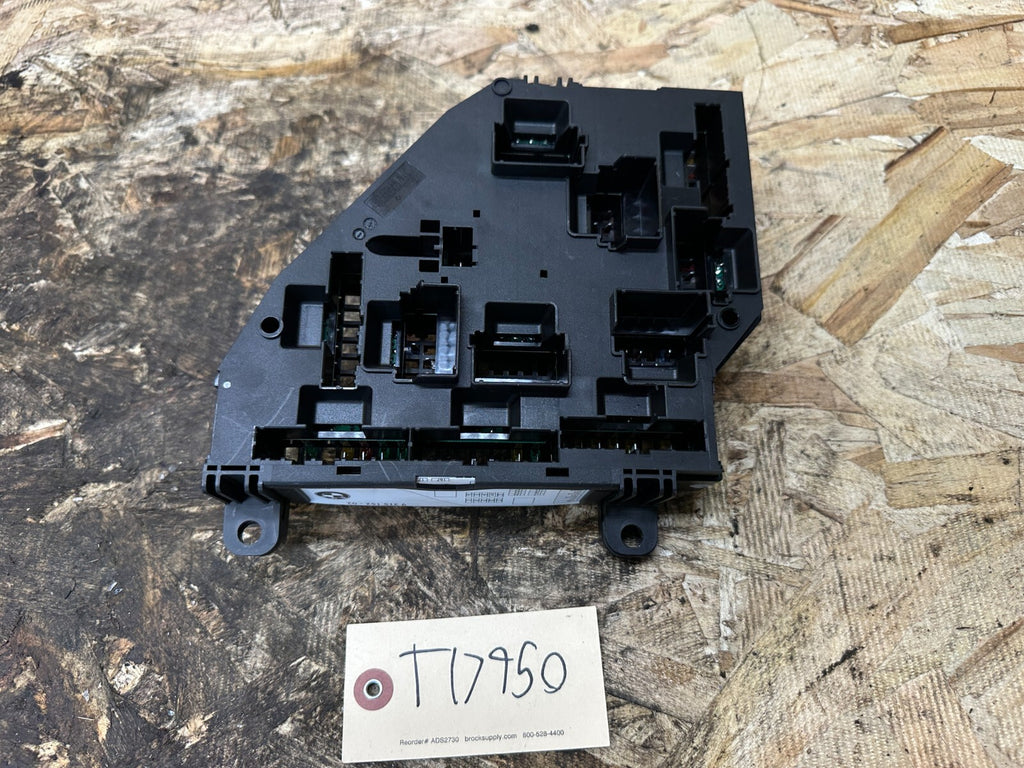 BMW 2011-2017 F25 X3 REAR RIGHT CABIN FUSE RELAY JUNCTION BOX OEM 9315151