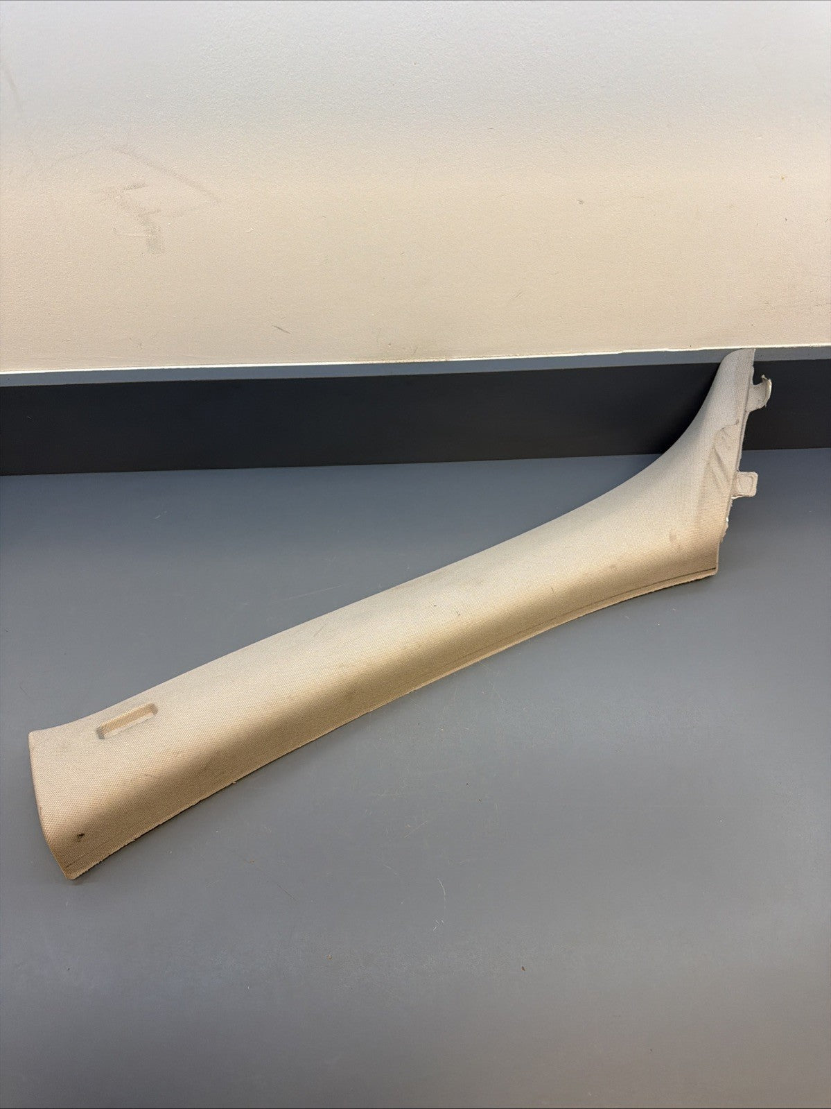 07-1 BMW 335xi 328xi E90 E91 Sedan Front Left A Pillar Cover Trim Gray 7058331