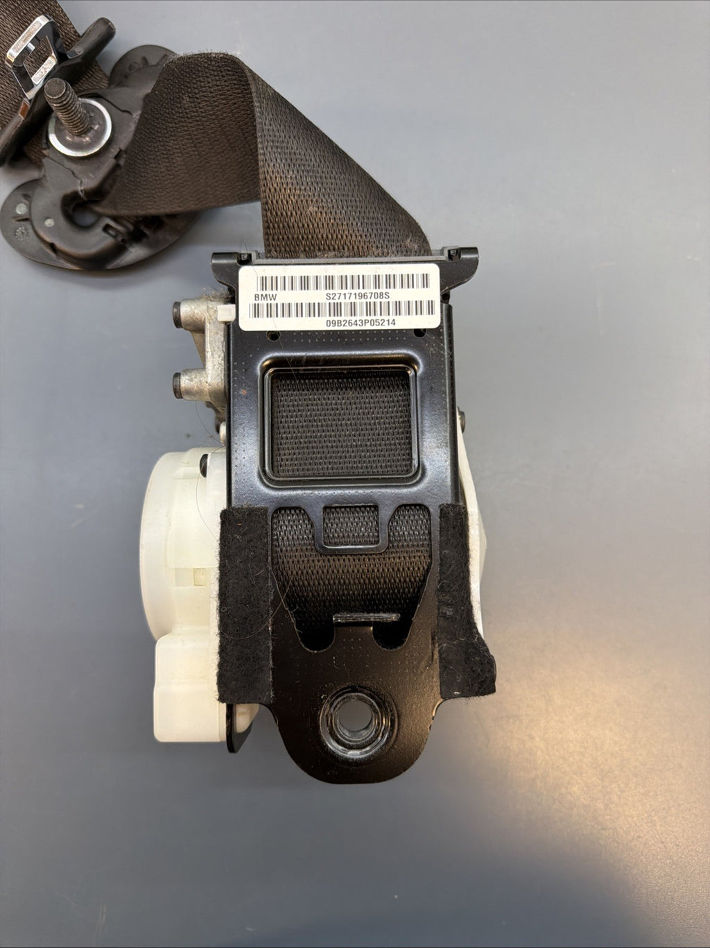 2007-2013 BMW X5 Front Seatbelt Retractor Driver Left LH LF OEM S2717196708S