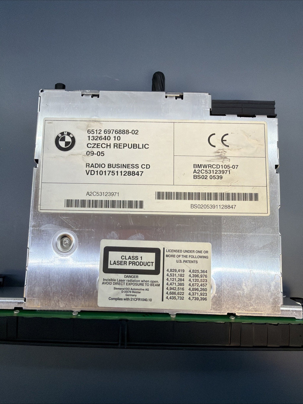 2004-2010 BMW X3 E83 - Radio Stereo Head Unit CD Player OEM 6976888