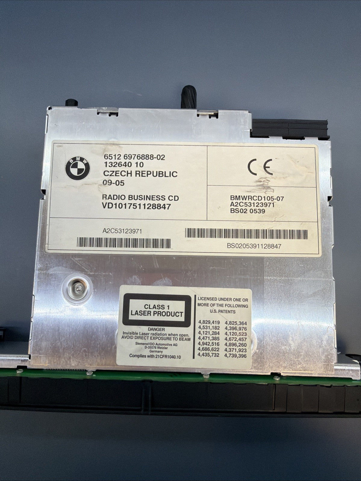 2004-2010 BMW X3 E83 - Radio Stereo Head Unit CD Player OEM 6976888
