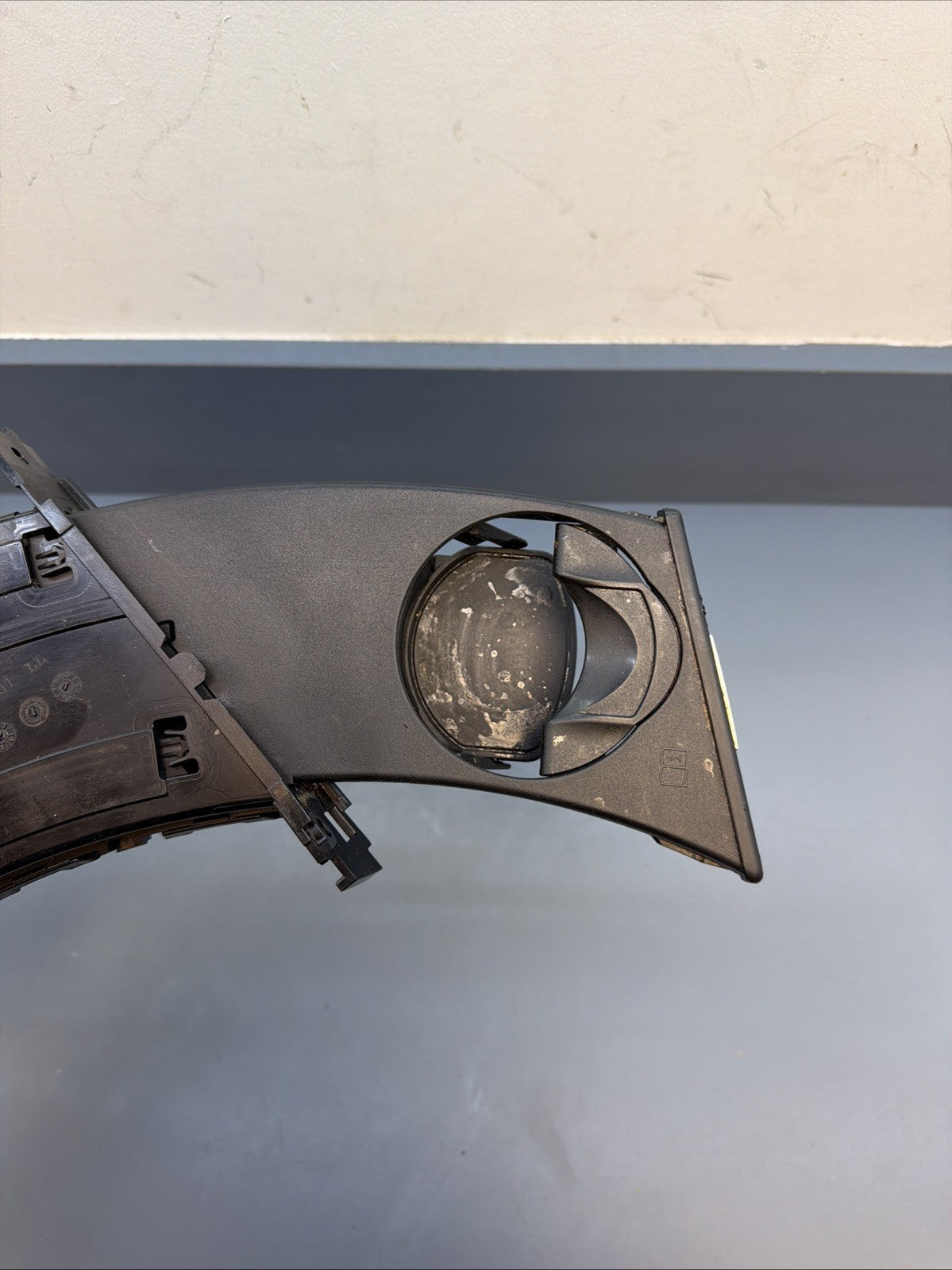 2006-2013 BMW 328i 330i 335i M3 Left Driver Cup Holder OEM 7127406 BLACK