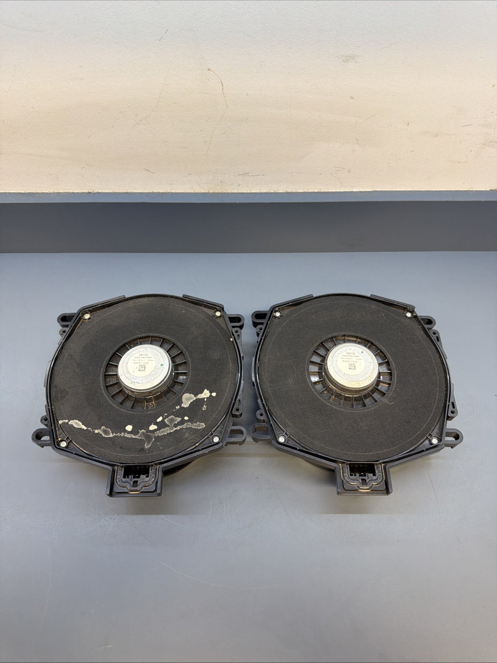 07-13 BMW E70 X5 Floor Subwoofer Audio Sound Speaker PAIR 430407860601 OEM