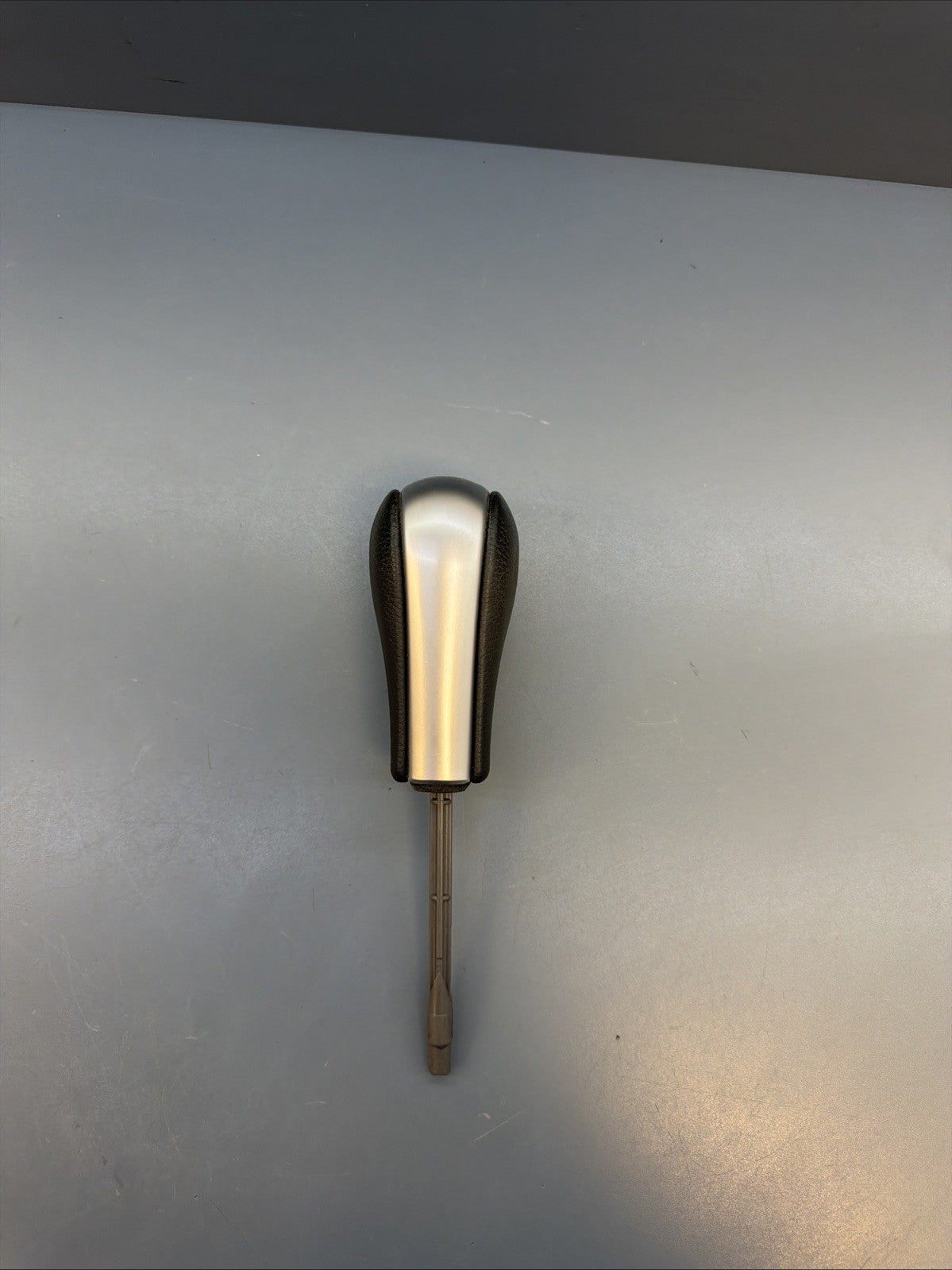 04-10 BMW X3 E83 Gear Shift Shifter Knob Auto Trans OEM 7537992