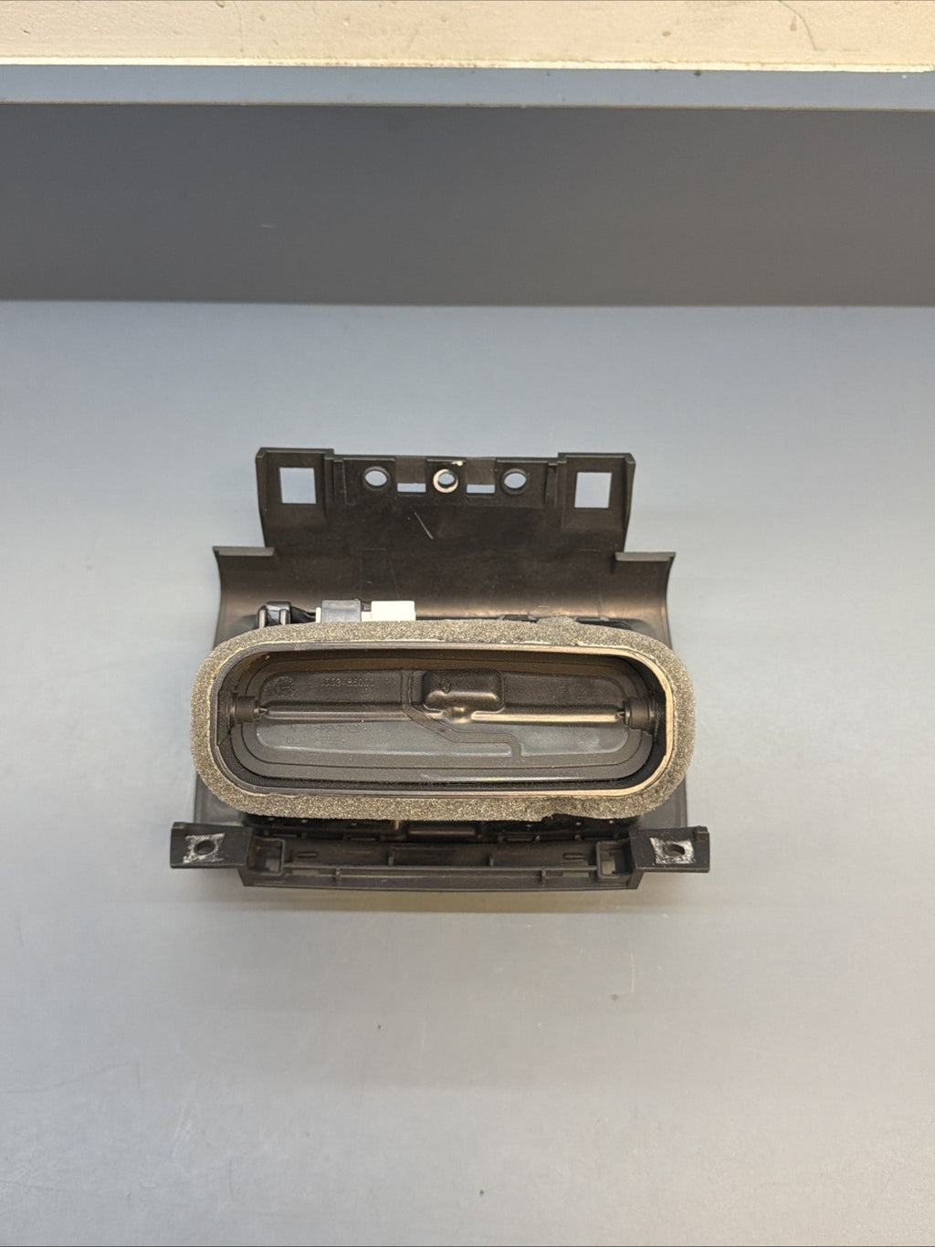 2011-2017 BMW X3 F25 Rear Center Console AC Panel Air Grille 6422 9200888 OEM