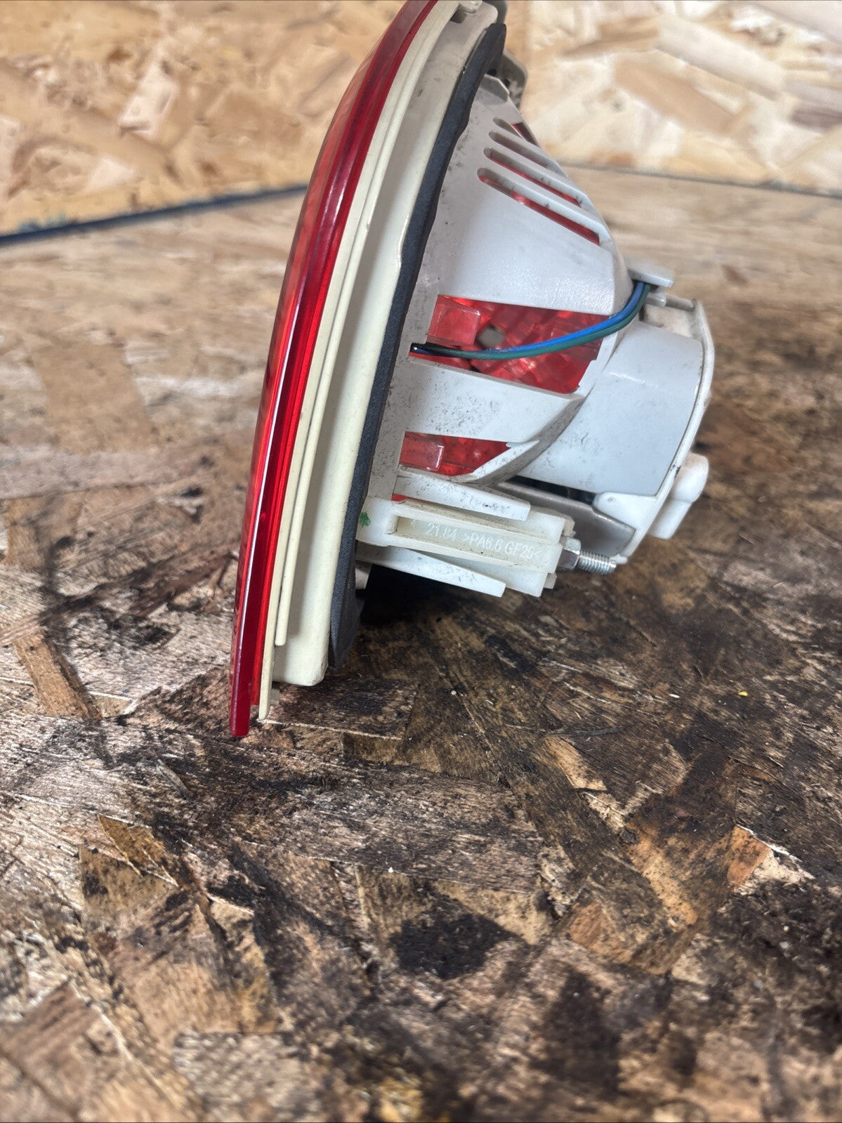 09-13 BMW E90 328xi 335d Rear Right Inner Tail Light Lamp 7154156 OEM