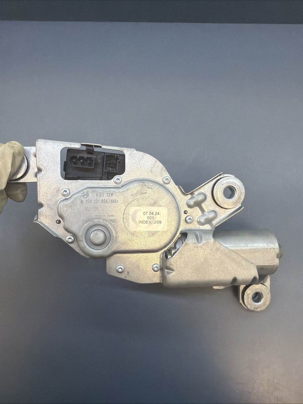 2004-10 BMW E83 X3 Rear Hatch Liftgate Glass Windshield Wiper Motor OEM 6917907