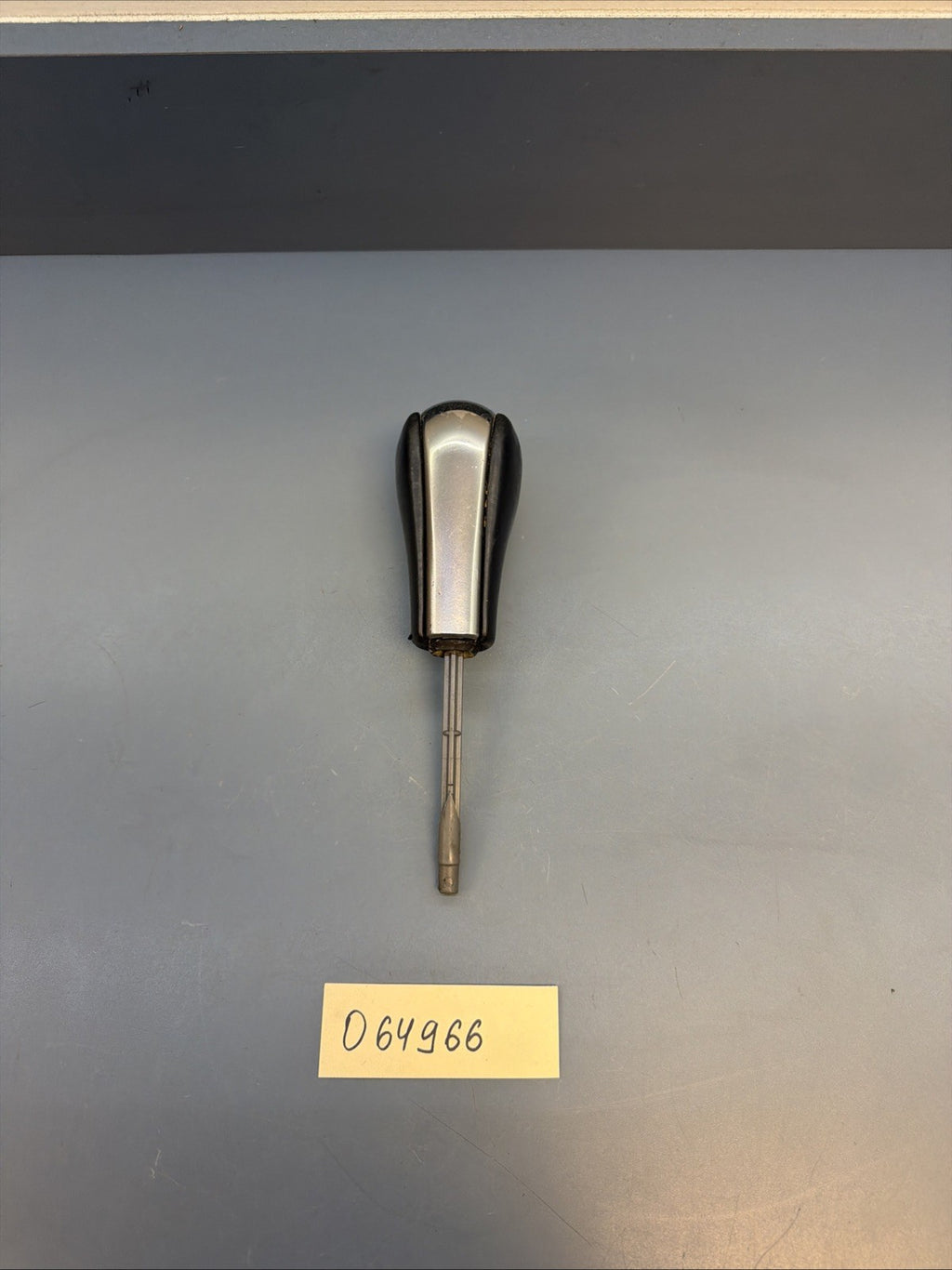 BMW OEM E60 automatic trans black & chrome shift knob shifter lever auto 7585790