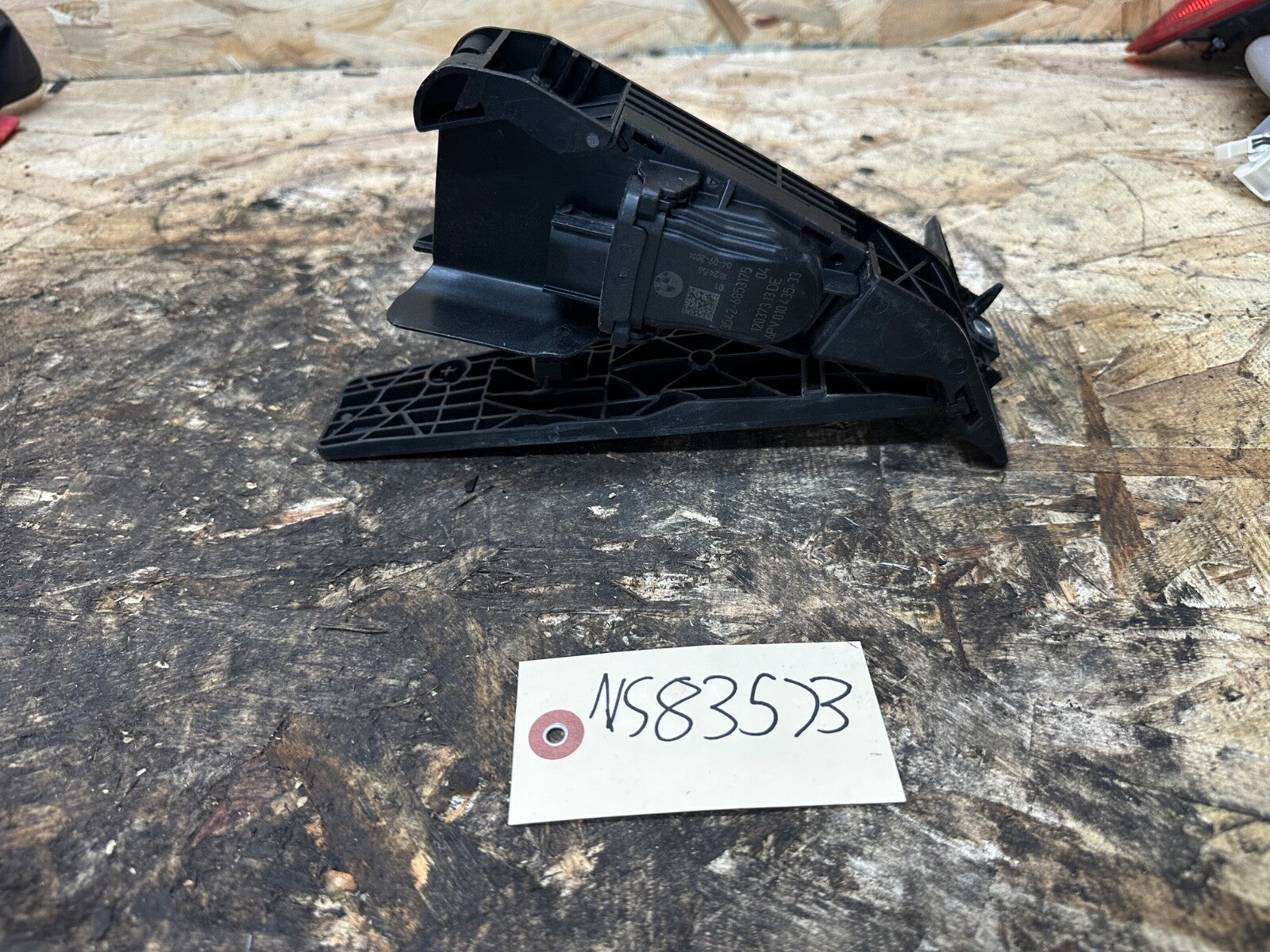 BMW F30 F31 F34 2012-2019 THOTTLE GAS ACCELERATION PEDAL OEM 3543-6853175