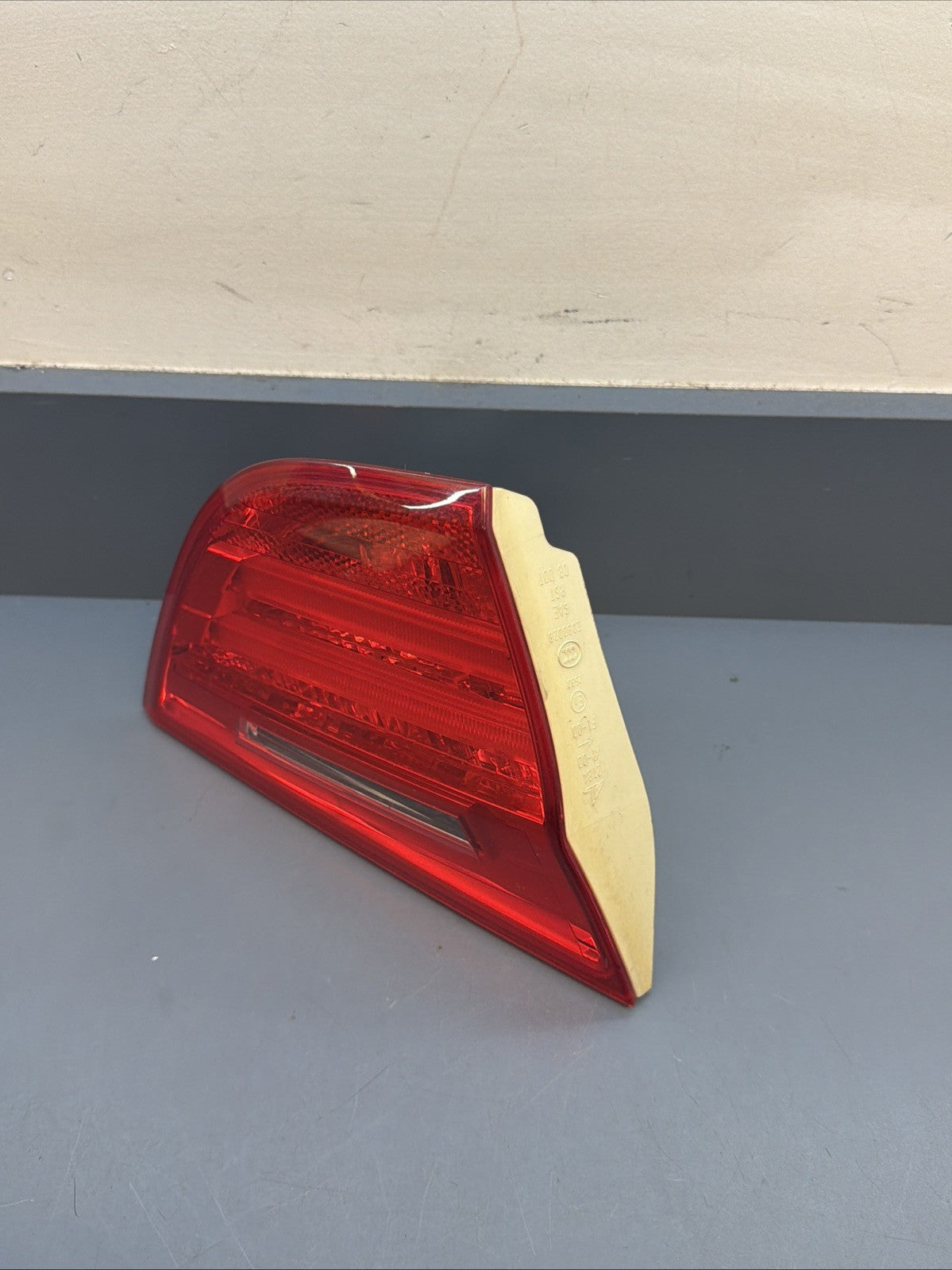 2009-2011 BMW E90 Lci 328i 335i Sedan Left Driver Rear Trunk Light 7289427 OEM