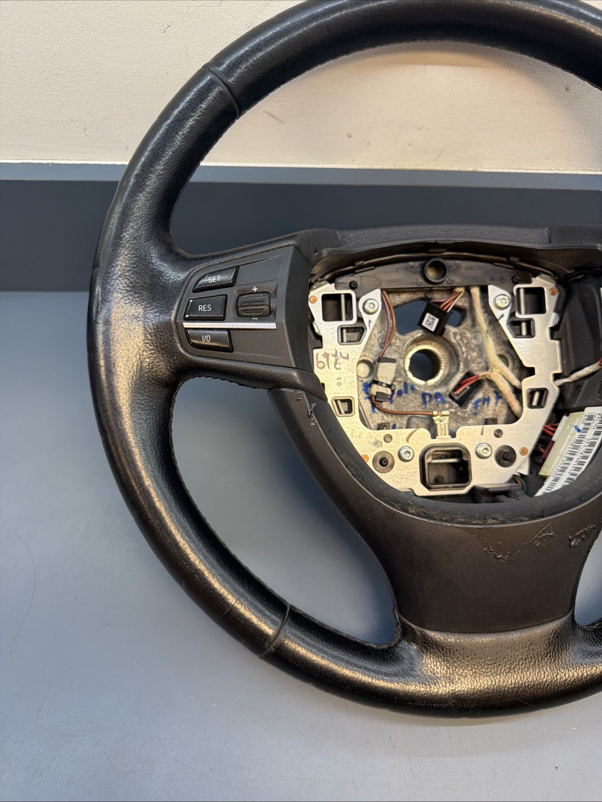 BMW Leather Steering Wheel with Controls OEM 9229479 F07-F11 2010-2016