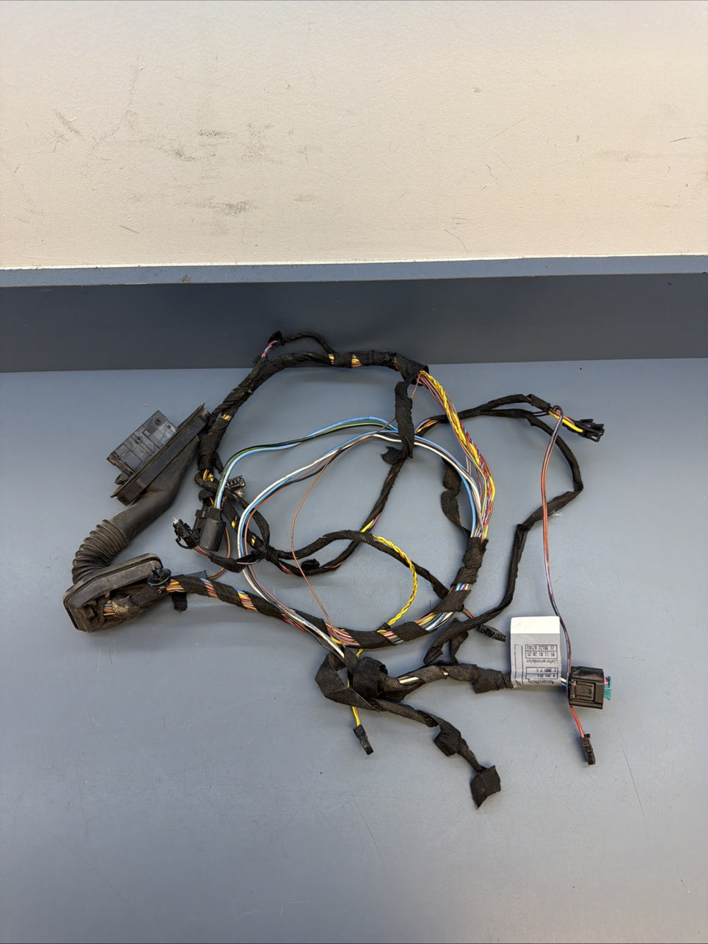 2001-2006 BMW X5 E53 Rear Door Wiring Harness Wiring Kit 8386011