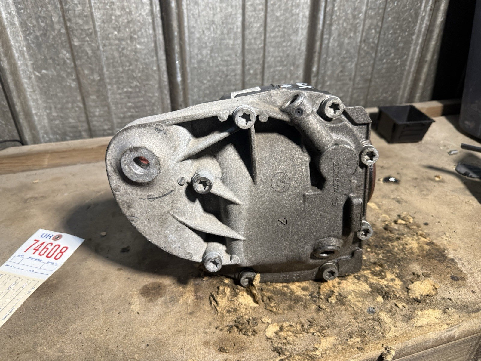 2011-2018 BMW X3 X4 (F25 F26) REAR DIFFERENTIAL GEAR CARRIER (3.38 RATIO)