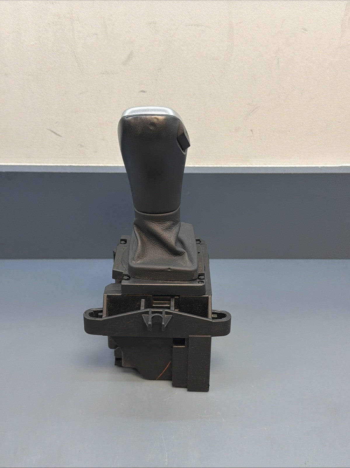 2011-17 BMW X3 X4 528 750 F10 F25 F26 Transmission Floor Shifter 10099975 OEM