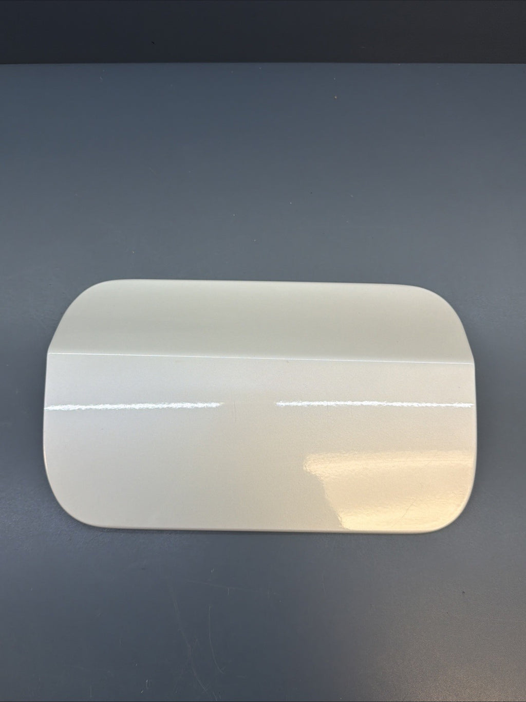 BMW F31 Fuel Filter Fill In Flap Cover Cap Mineral White A96
