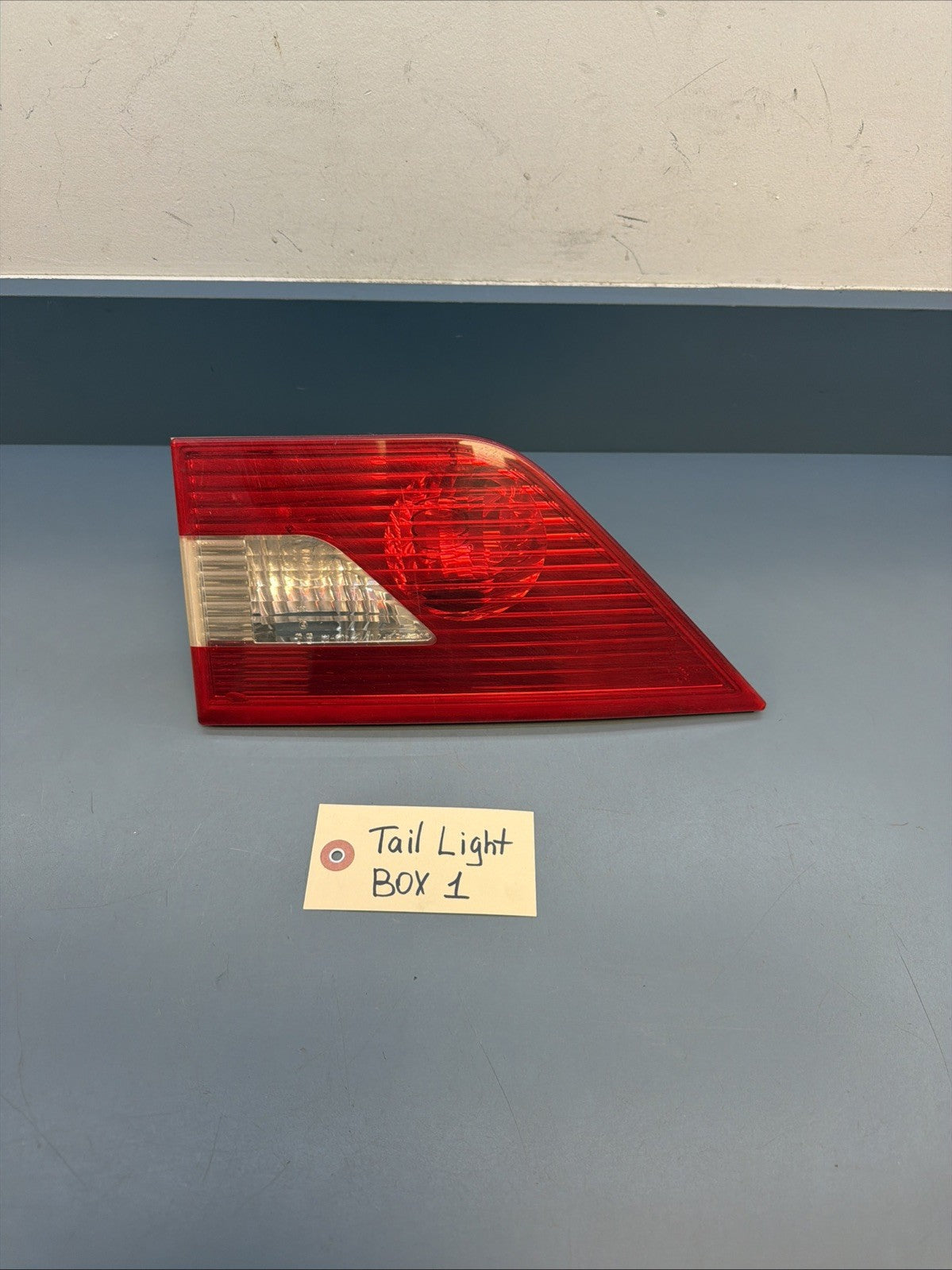2004-2006 BMW X3 E83 Right Inner Taillight Tail Light OEM 3420206