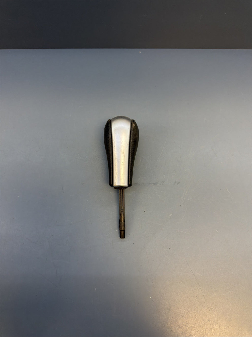 2006-2013 BMW E90 E92 328I 335I AUTOMATIC GEAR SHIFT KNOB SHIFTER OEM *NOTE*