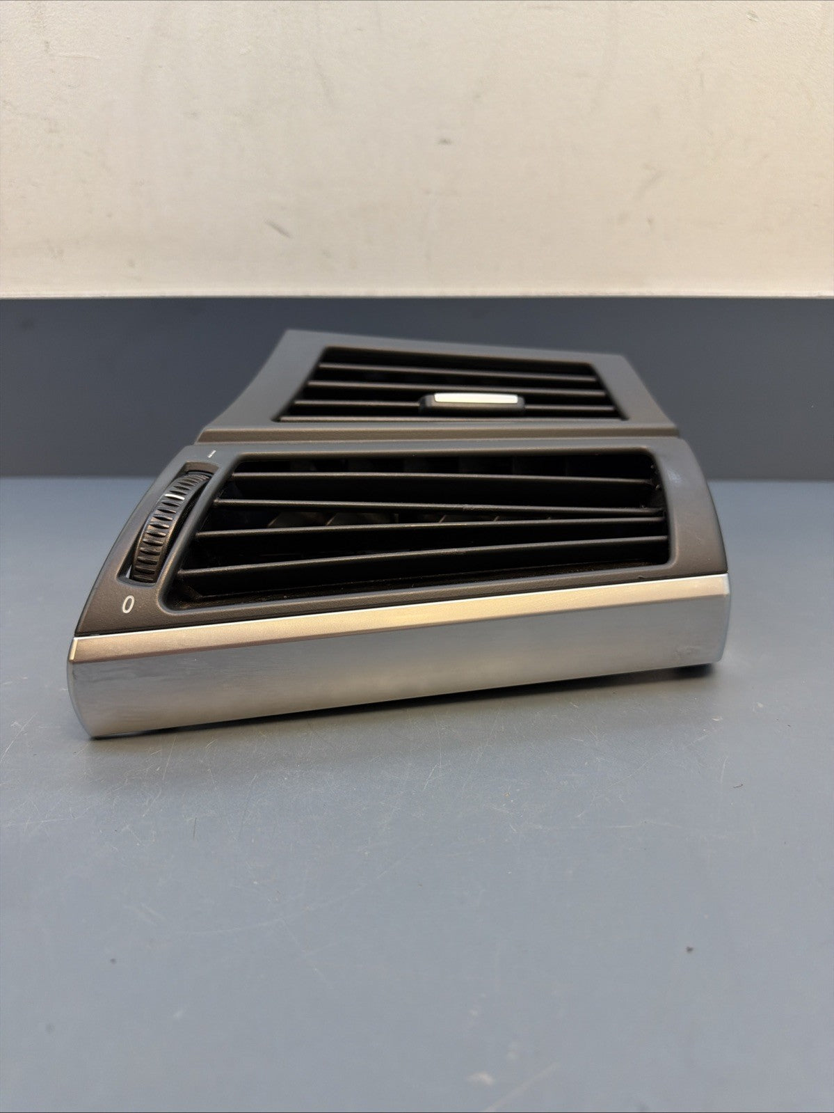 07-13 BMW E70 X5 Front Dashboard Air Vent Grille Right Passenger 7161804 OEM