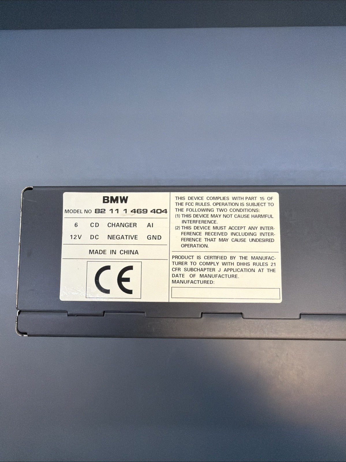 BMW E39 97-03 525i 528i 530i 540i M5 Trunk OEM 6 disc CD Changer OEM 1469404