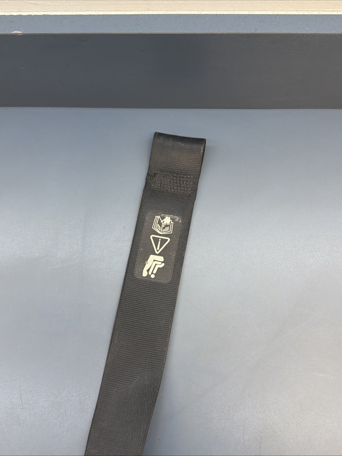 08-13 BMW E90 E92 E93 OEM Coupe Front Right PASSANGER Seat Belt Black 34016740