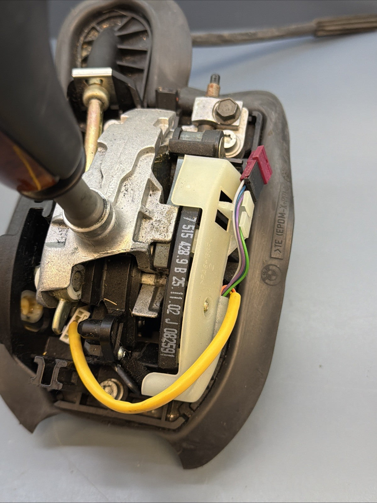 00-03 BMW E39 525i 530i 540i Automatic Gearshift Selector Unit 7515428 OEM