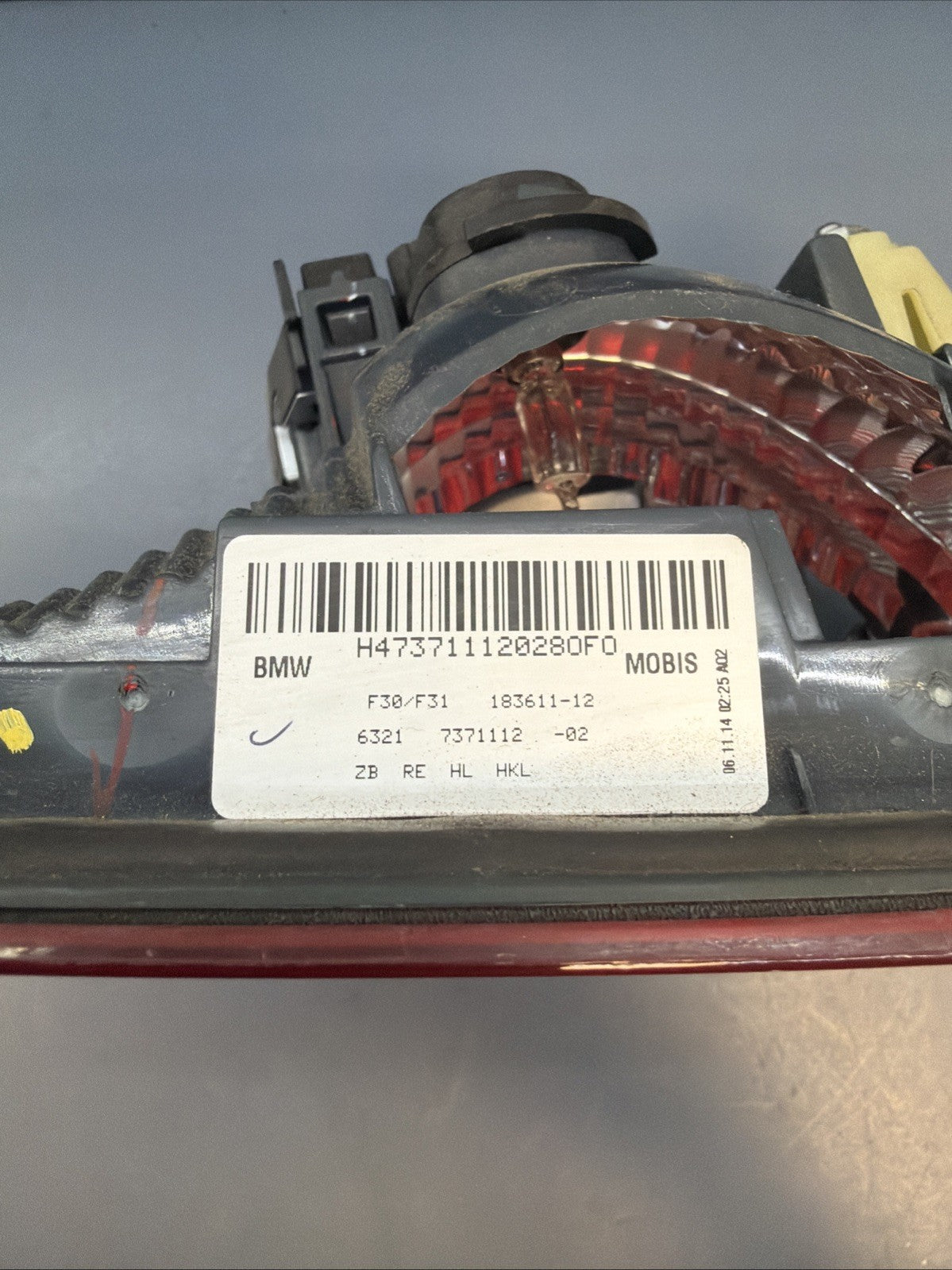 12-15 BMW 328i F30 F31 REAR RIGHT PASSENGER TRUNK TAILGATE LIGHT OEM 7371112