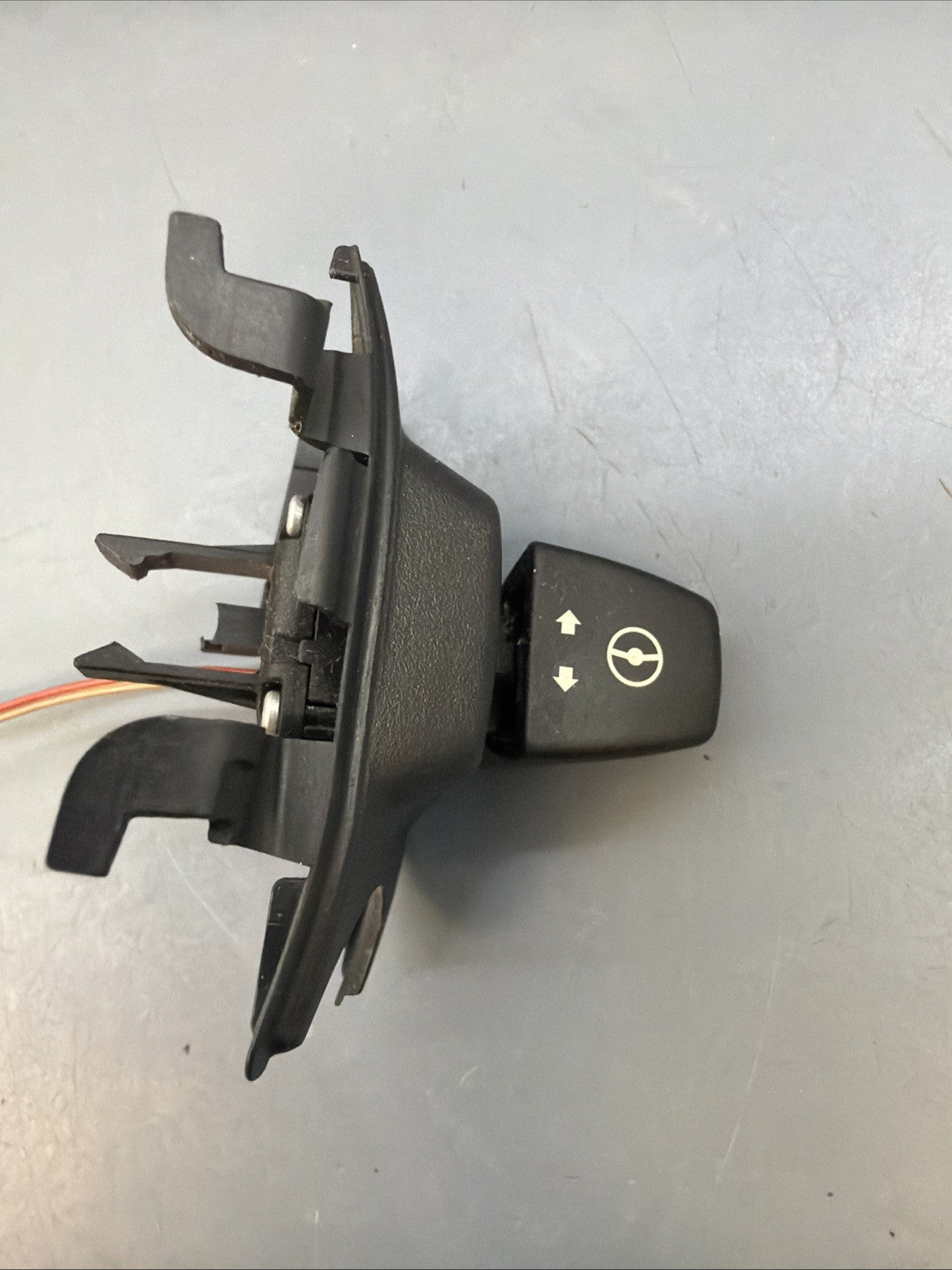 07-14 OEM BMW Steering Column Adjustment Switch 6966710 E70 E71