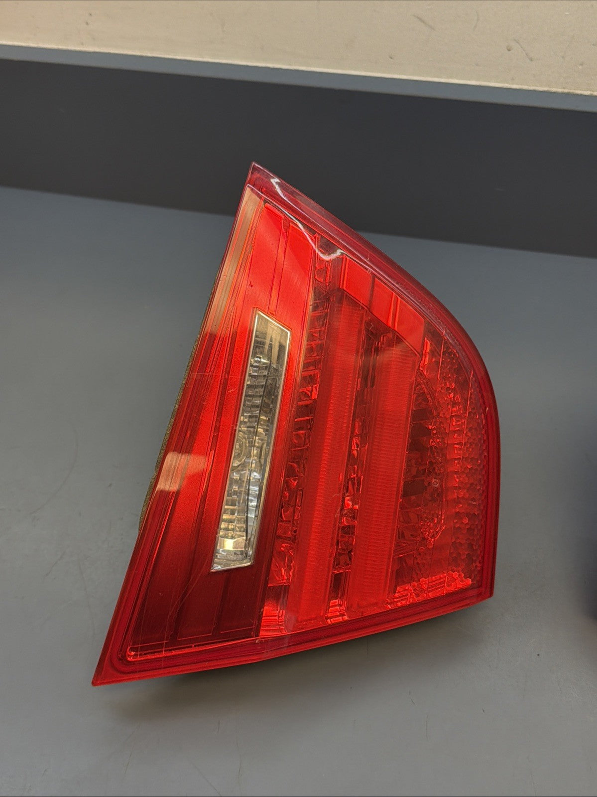 09-11 BMW E90 M3 335 328 Left And Right Inner Trunk Tail Light 7289427 7289428