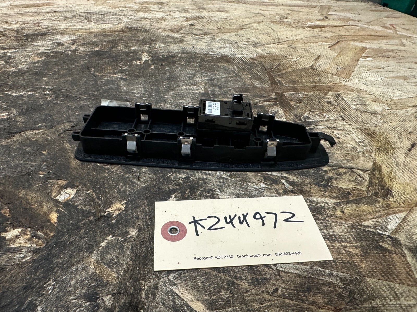 BMW 2012-2019 F32 FRONT RIGHT WINDOW SWITCH CONTROL BUTTON BLACK OEM 14121810