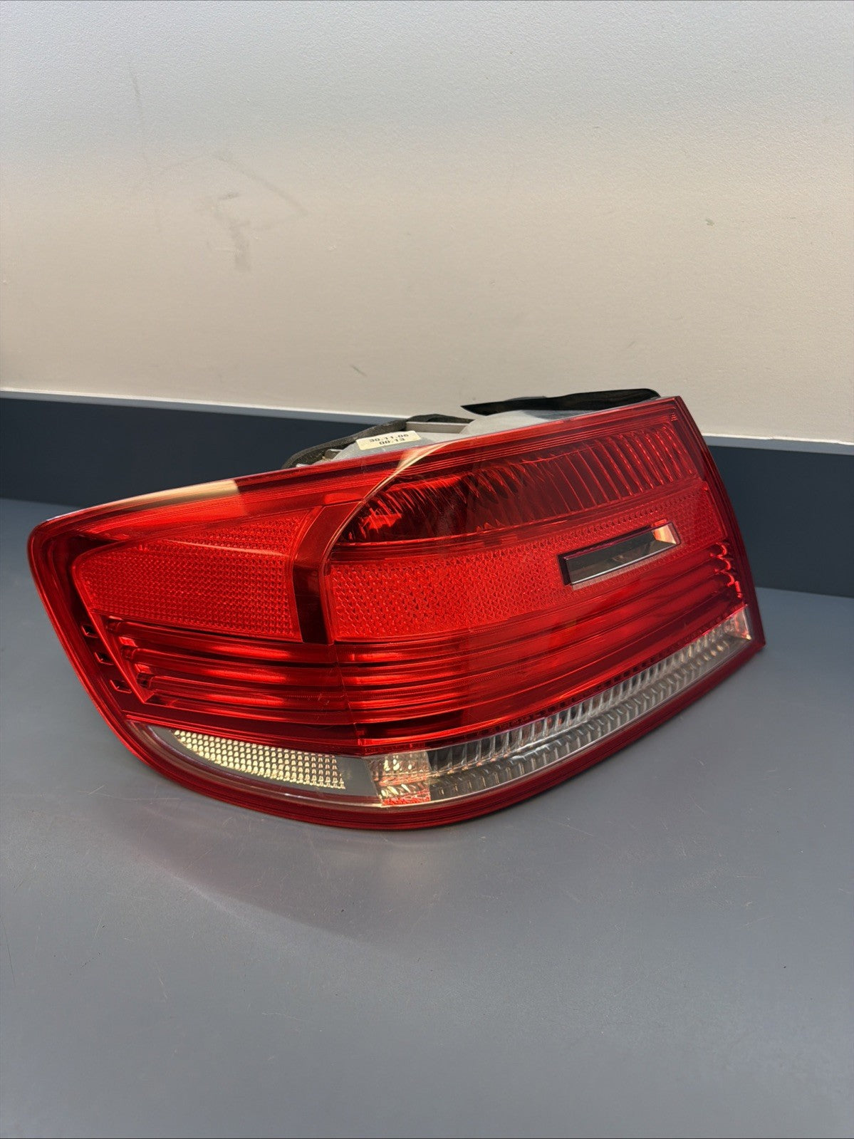 07-10 BMW E92 Tail Light Set Pre LCI Tail Light 7162300 7162299 7174403 7174404