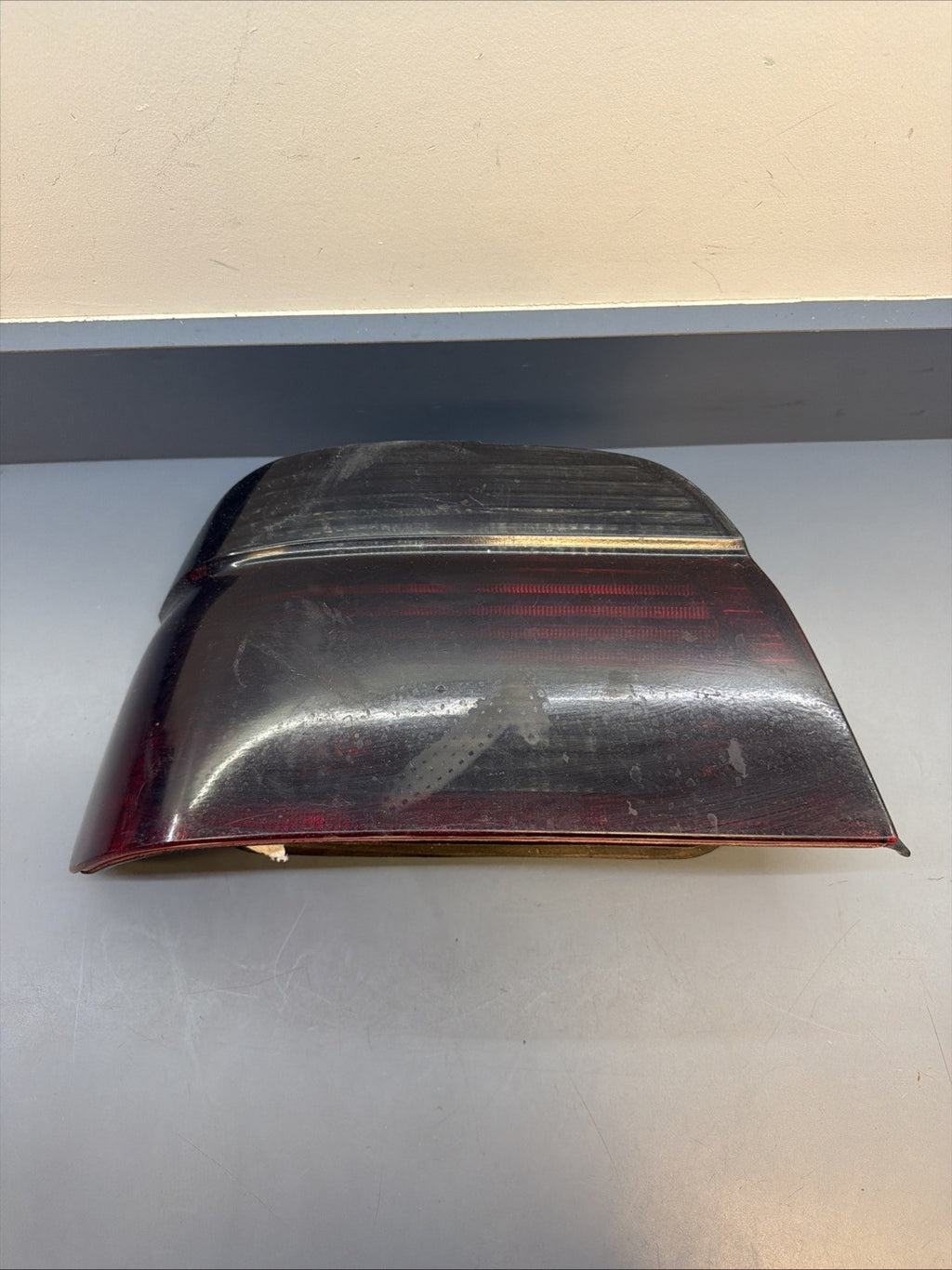 01-03 BMW 5-SERIES E39 REAR LEFT DRIVER TAIL LIGHT LAMP 6902529 TINTED