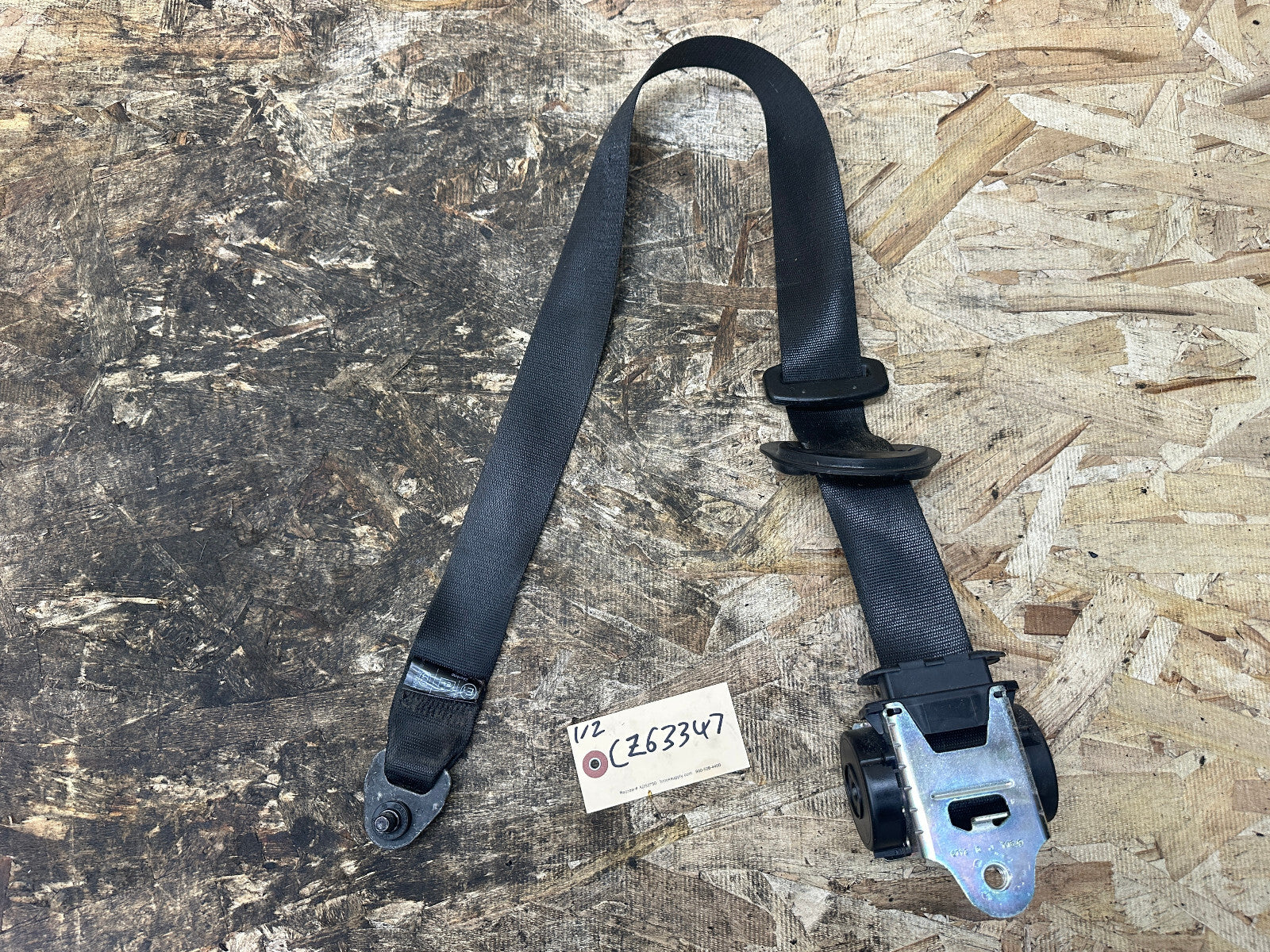 BMW 04-10 E60 5 SERIES BLACK LEFT DRIVER SEAT BELT RETRACTOR OEM 601629800D