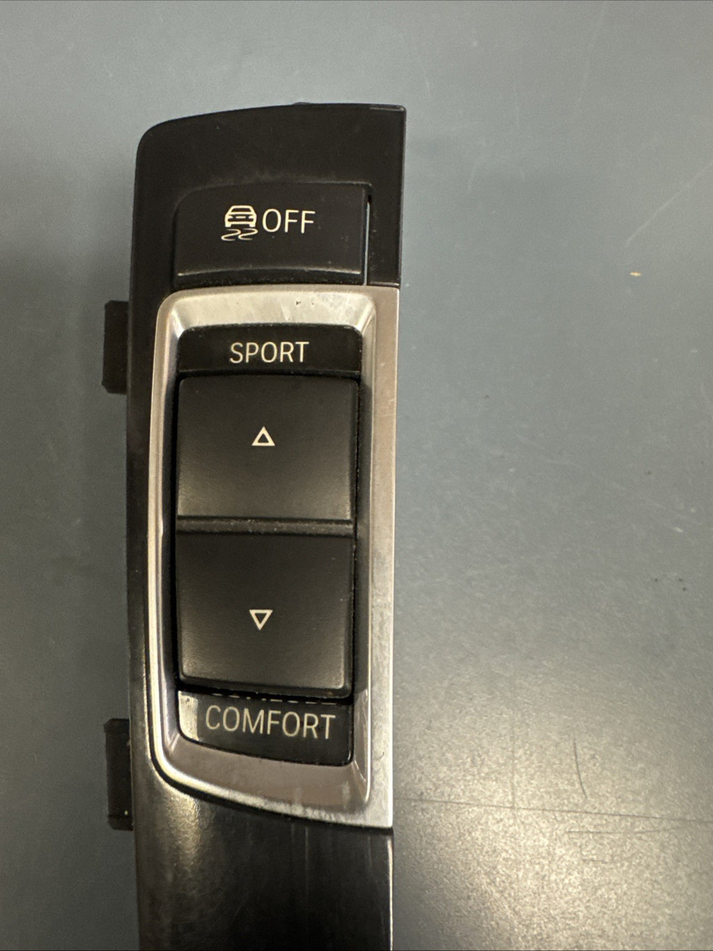 09-17 BMW F01 F02 750i 750Li Center Console Multi Switch 9201484 Black OEM
