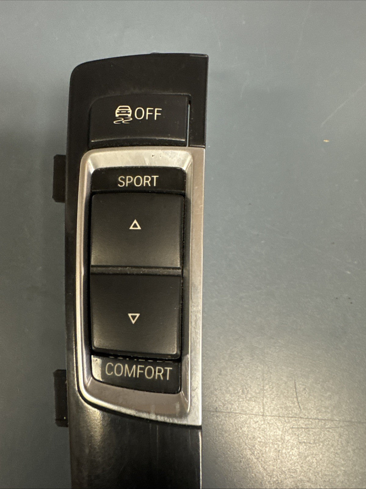 09-17 BMW F01 F02 750i 750Li Center Console Multi Switch 9201484 Black OEM