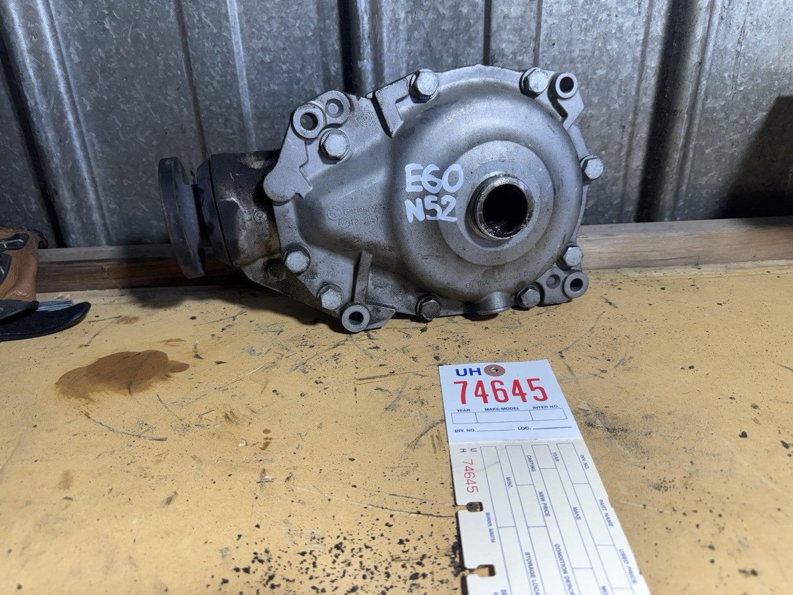 BMW FRONT DIFFERENTIAL E60 SERIES 525Xi AUTO FINAL DRIVE 4.10 7533008