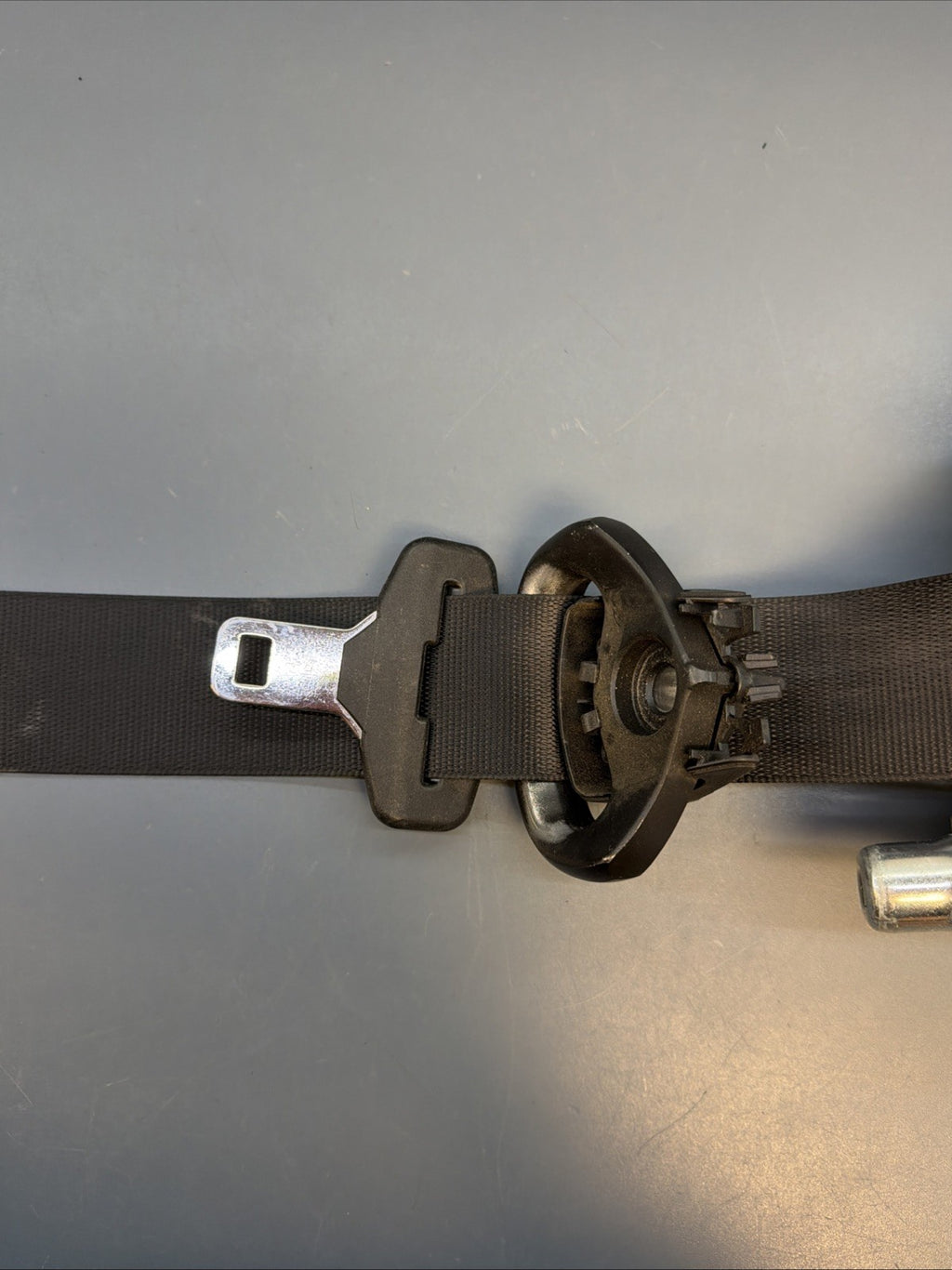 08-13 BMW E88 128i 135i Front Right Passenger Side Convertible Seat Belt OEM