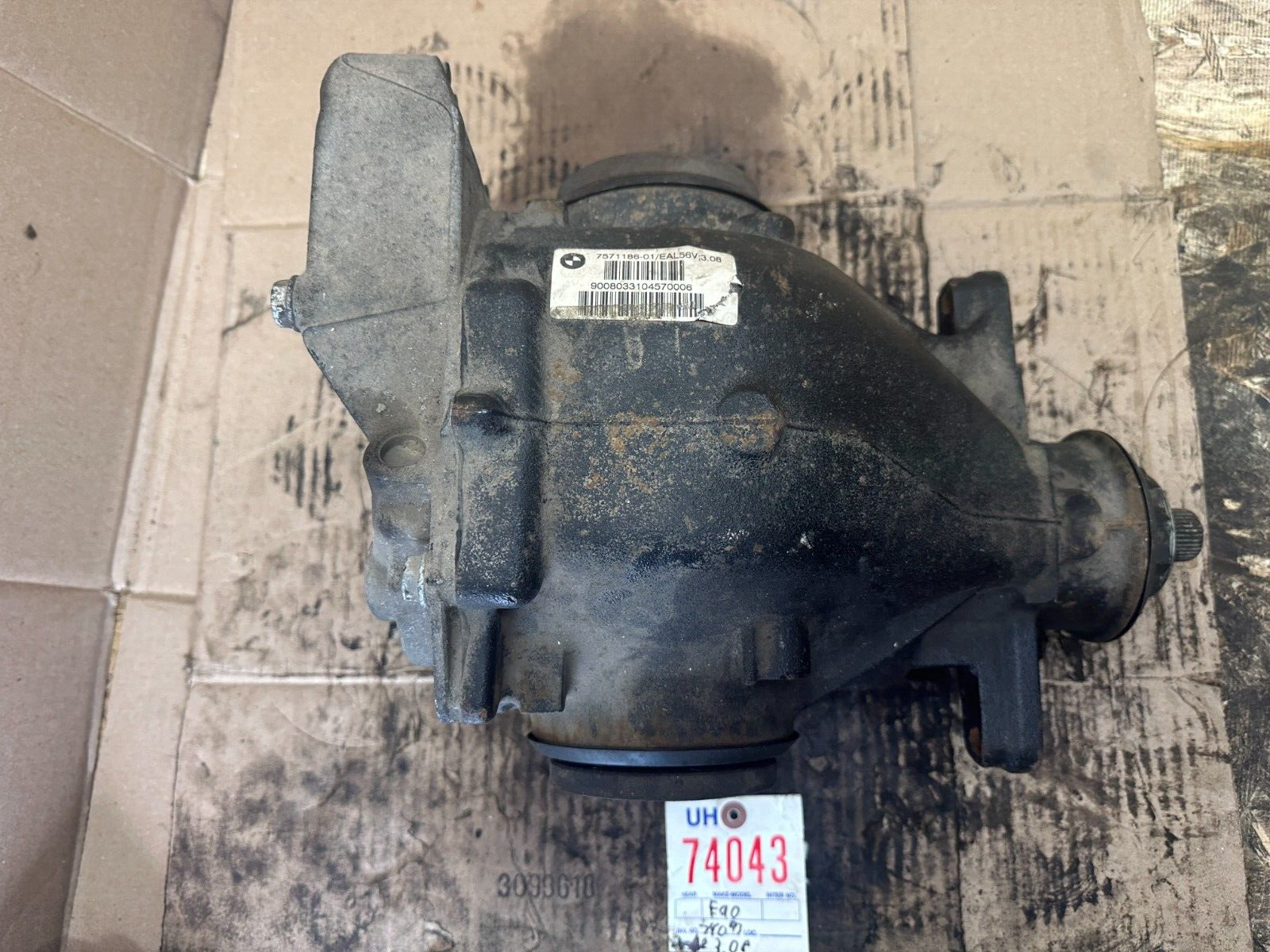 BMW E90 3 SERIES REAR DIFFERENTIAL FINAL 3.08 DRIVE OEM 33107571186 7518413