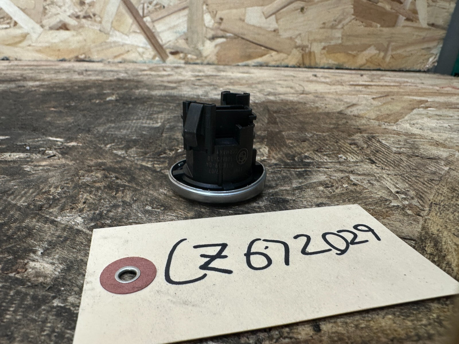 BMW 2004-2010 E60 START STOP IGNITION SWITCH OEM 9110359