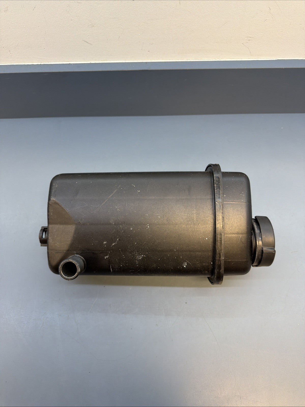 98-03 BMW E39 525i 530i 540i RADIATOR COOLANT EXPANSION TANK 1436381 OEM