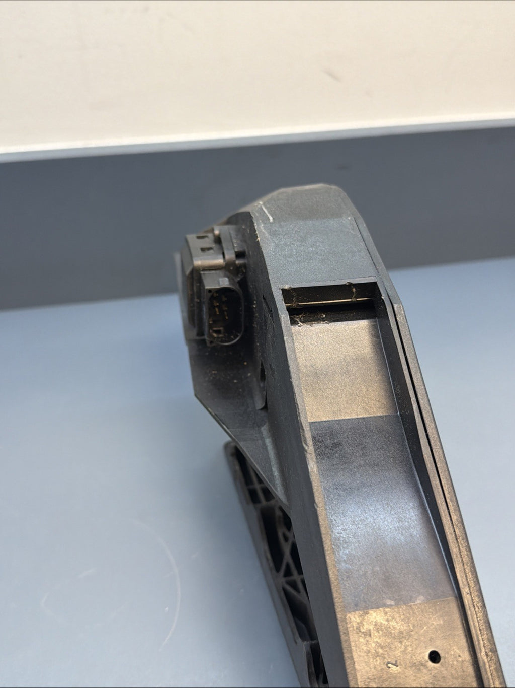 07-13 BMW E90 E92 328i 335i Automatic Gas Throttle Pedal Accelerator 6772645 Oem
