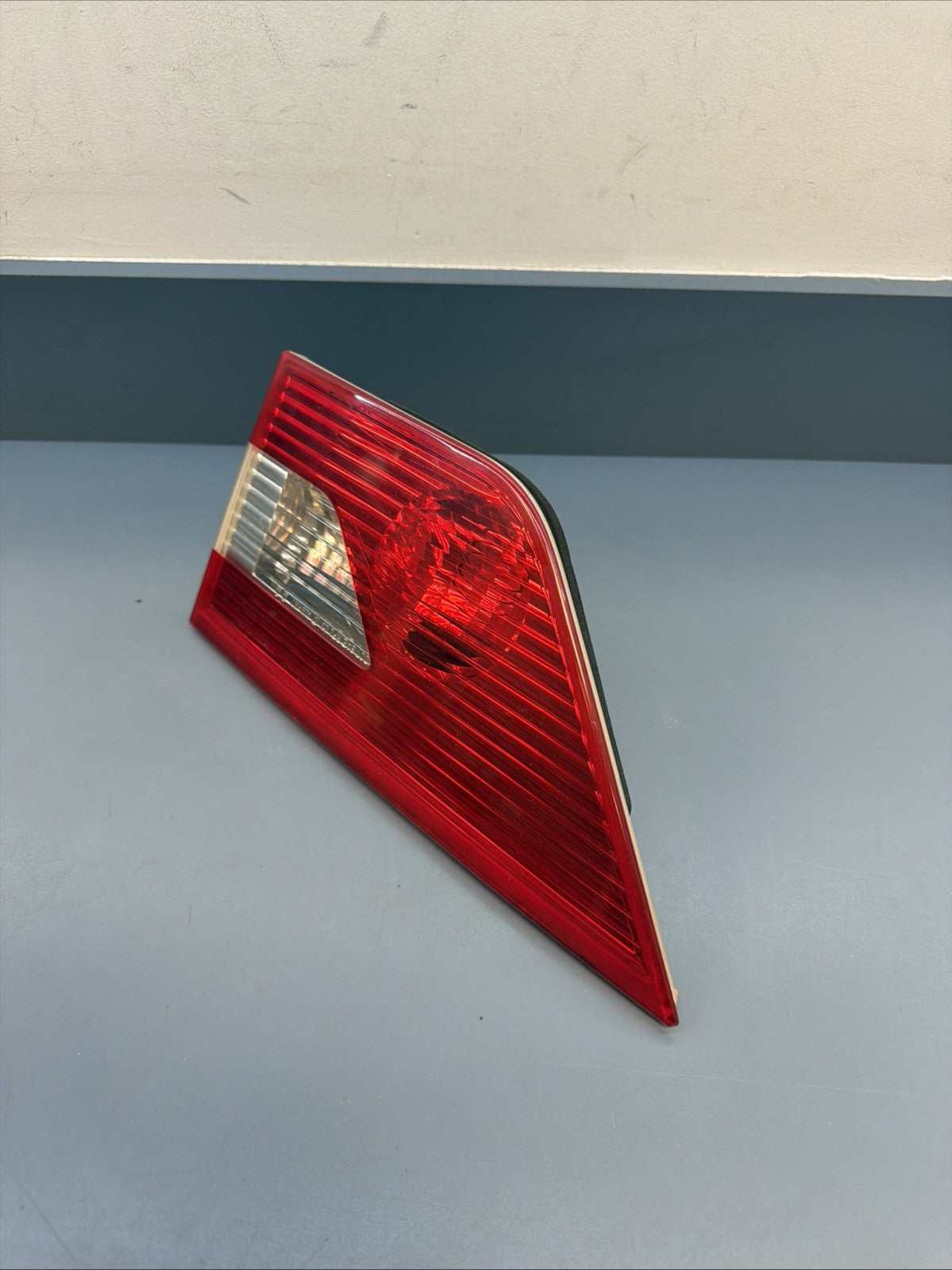 2004-2006 BMW X3 E83 LEFT Inner Taillight Tail Light OEM 3420205