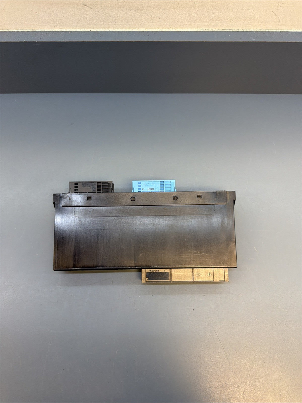 BMW E90 E91 E92 Body Control Module 6983302 OEM 06-13 325 328 330 335 M3